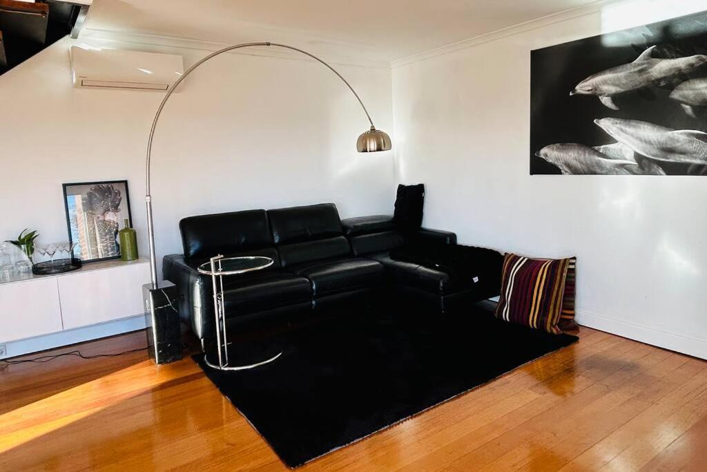 Вилла The Tassie - Luxury With Panoramic Water Views Хобарт Экстерьер фото